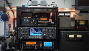 Should you get a Ham Radio License or Hide from the Government? - The Prepper Journal