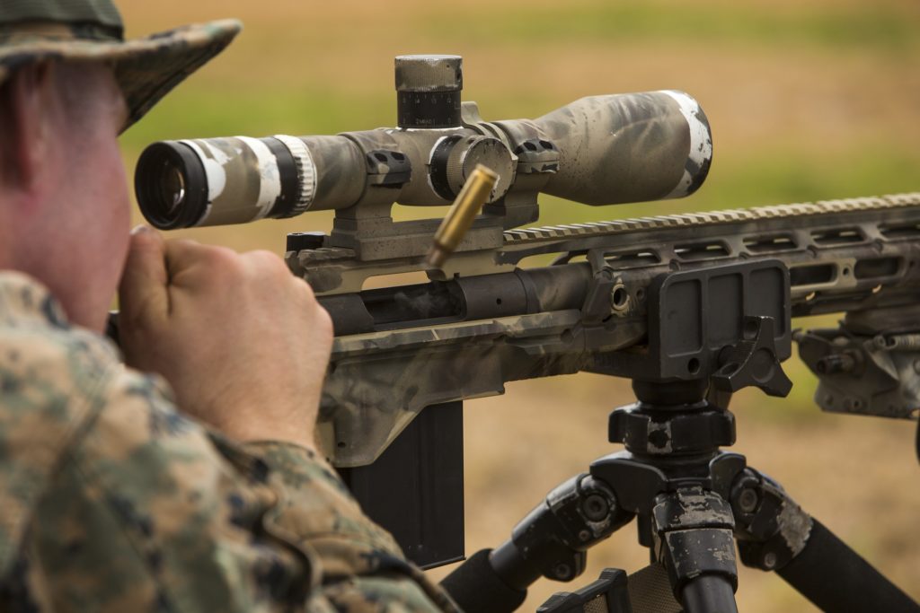 How to Choose the Right Rifle Scope: 10 Tips - The Prepper Journal